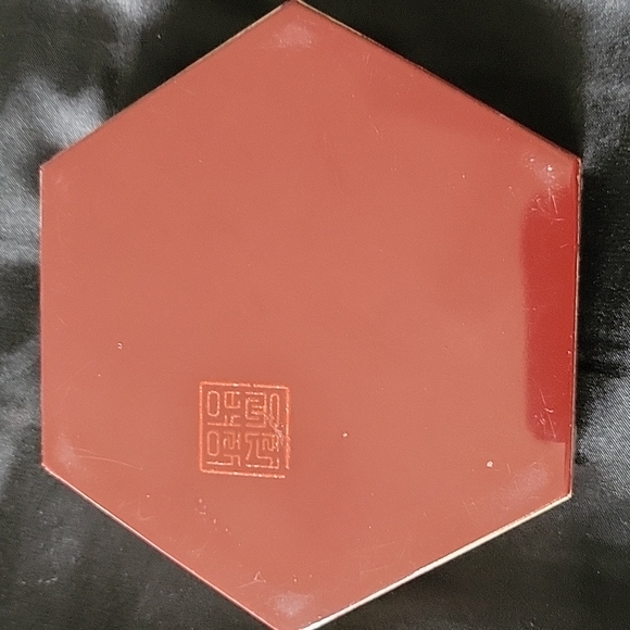 Stunning Mother of Pearl jewelry box. - Picture 3 of 8